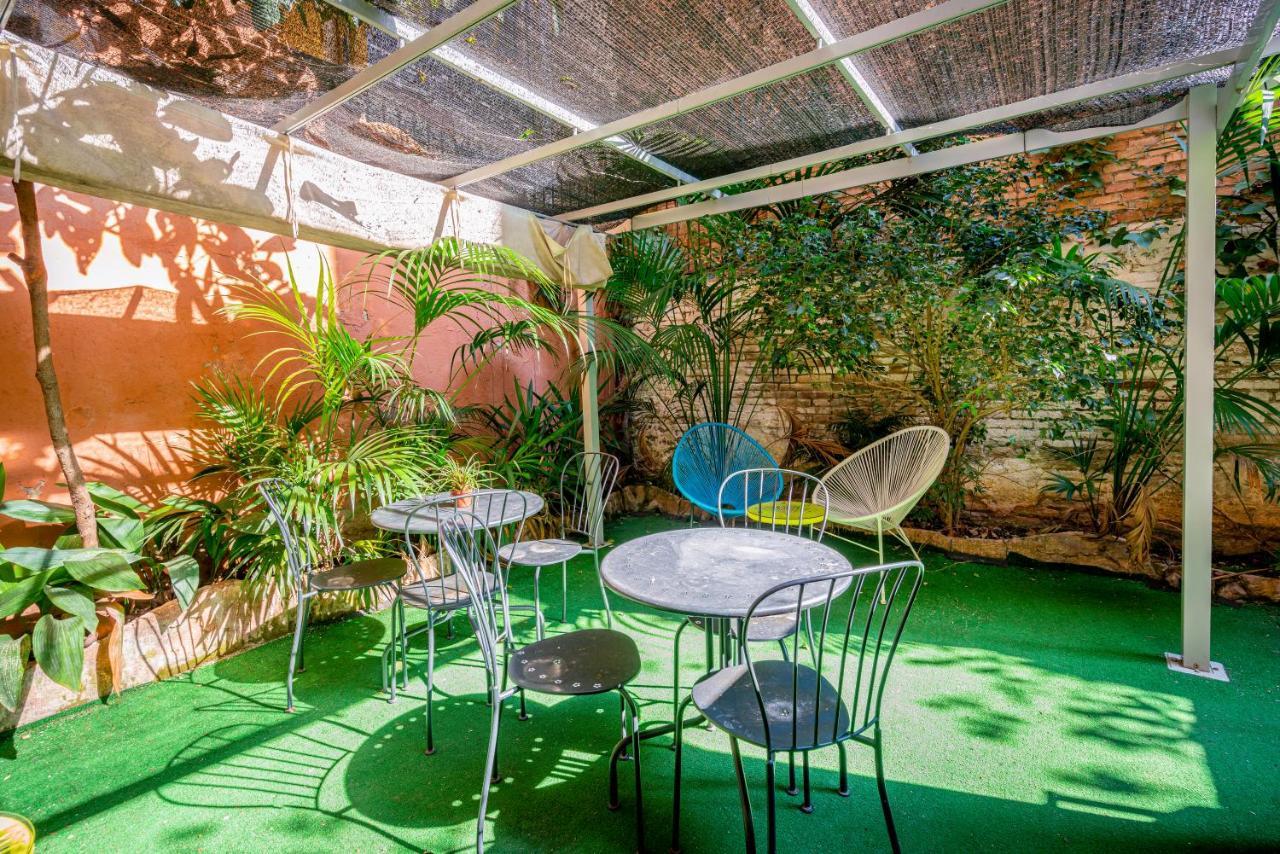 Casa Barcelo Hostel Barselona Dış mekan fotoğraf