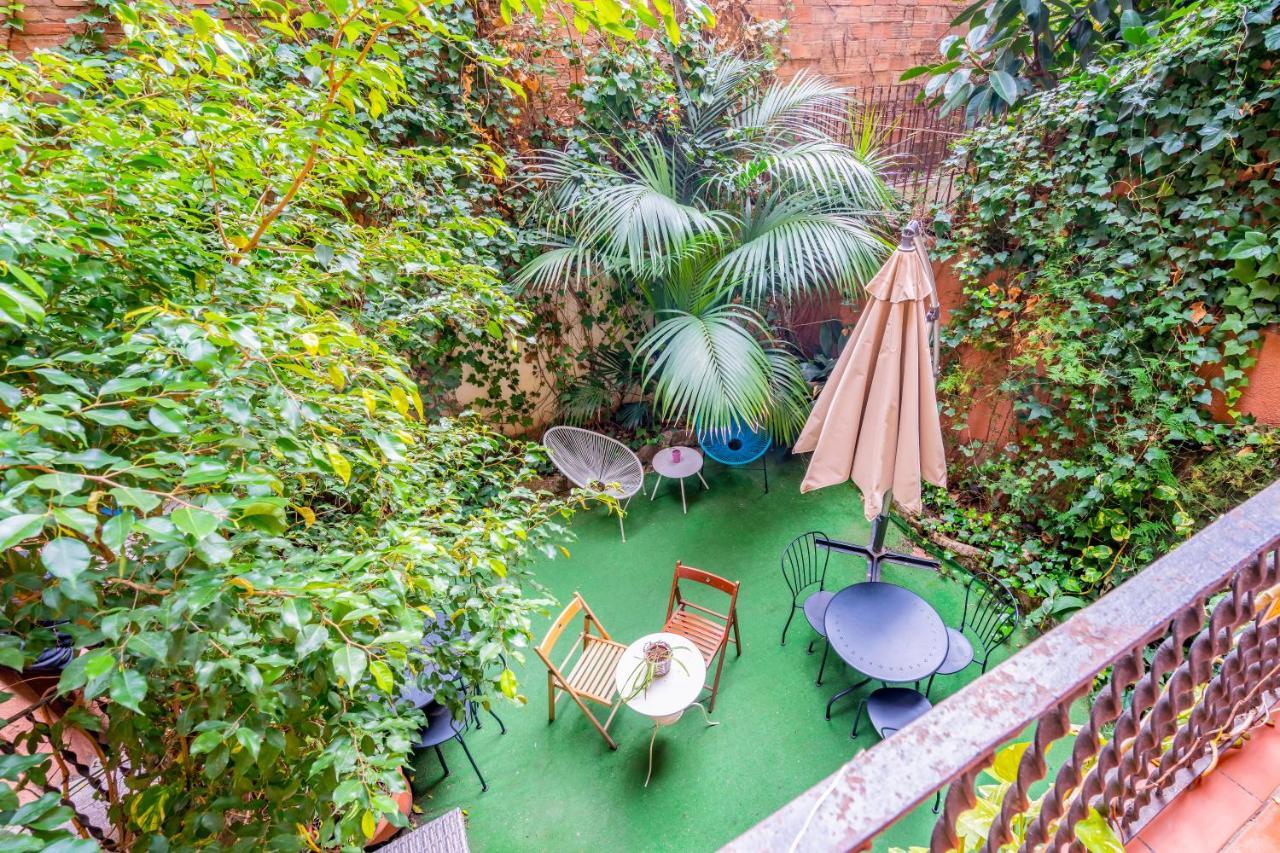 Casa Barcelo Hostel Barselona Dış mekan fotoğraf