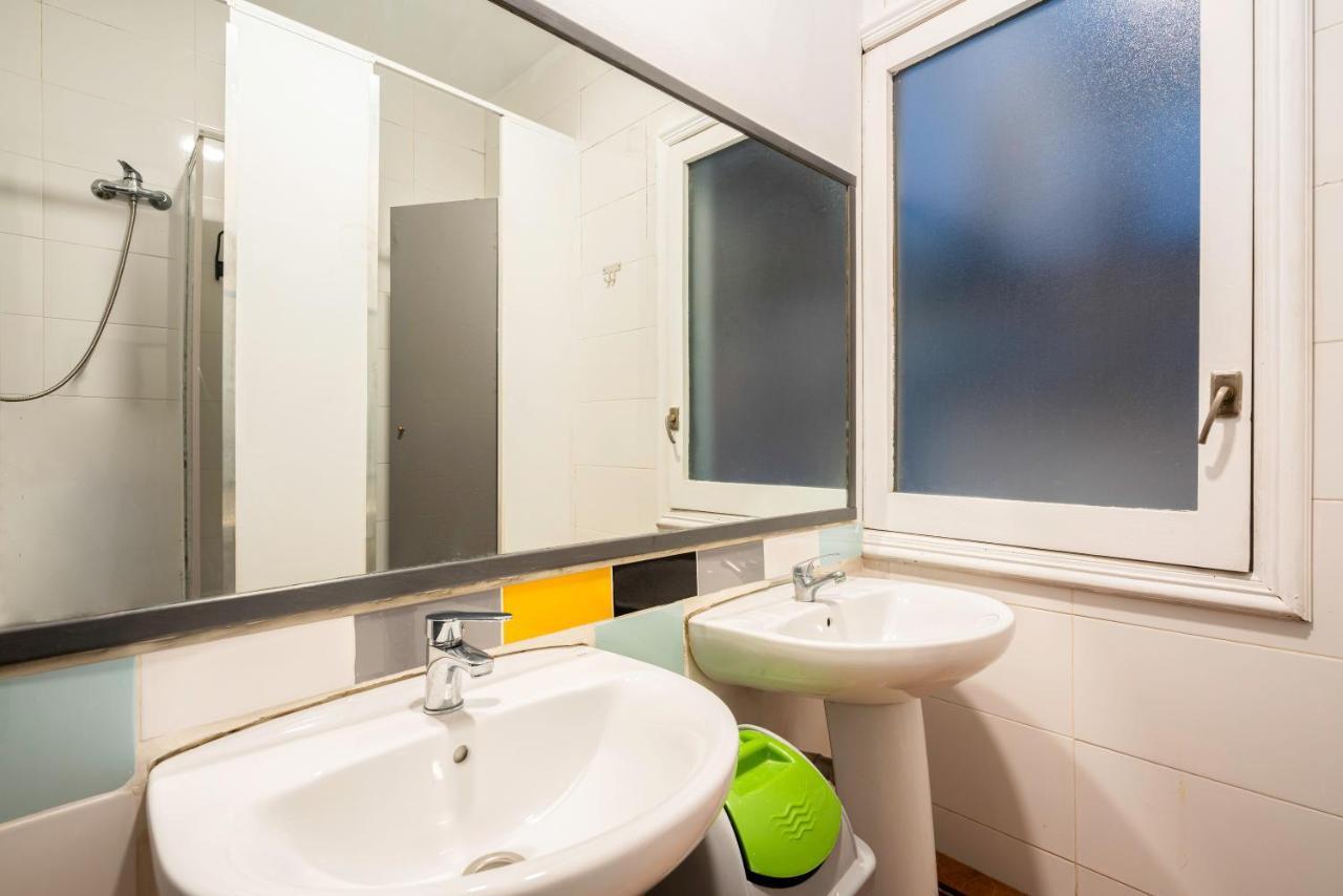 Casa Barcelo Hostel Barselona Dış mekan fotoğraf