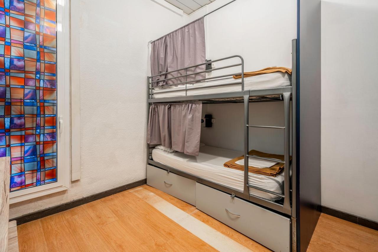 Casa Barcelo Hostel Barselona Dış mekan fotoğraf