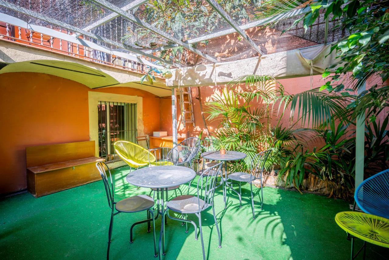 Casa Barcelo Hostel Barselona Dış mekan fotoğraf