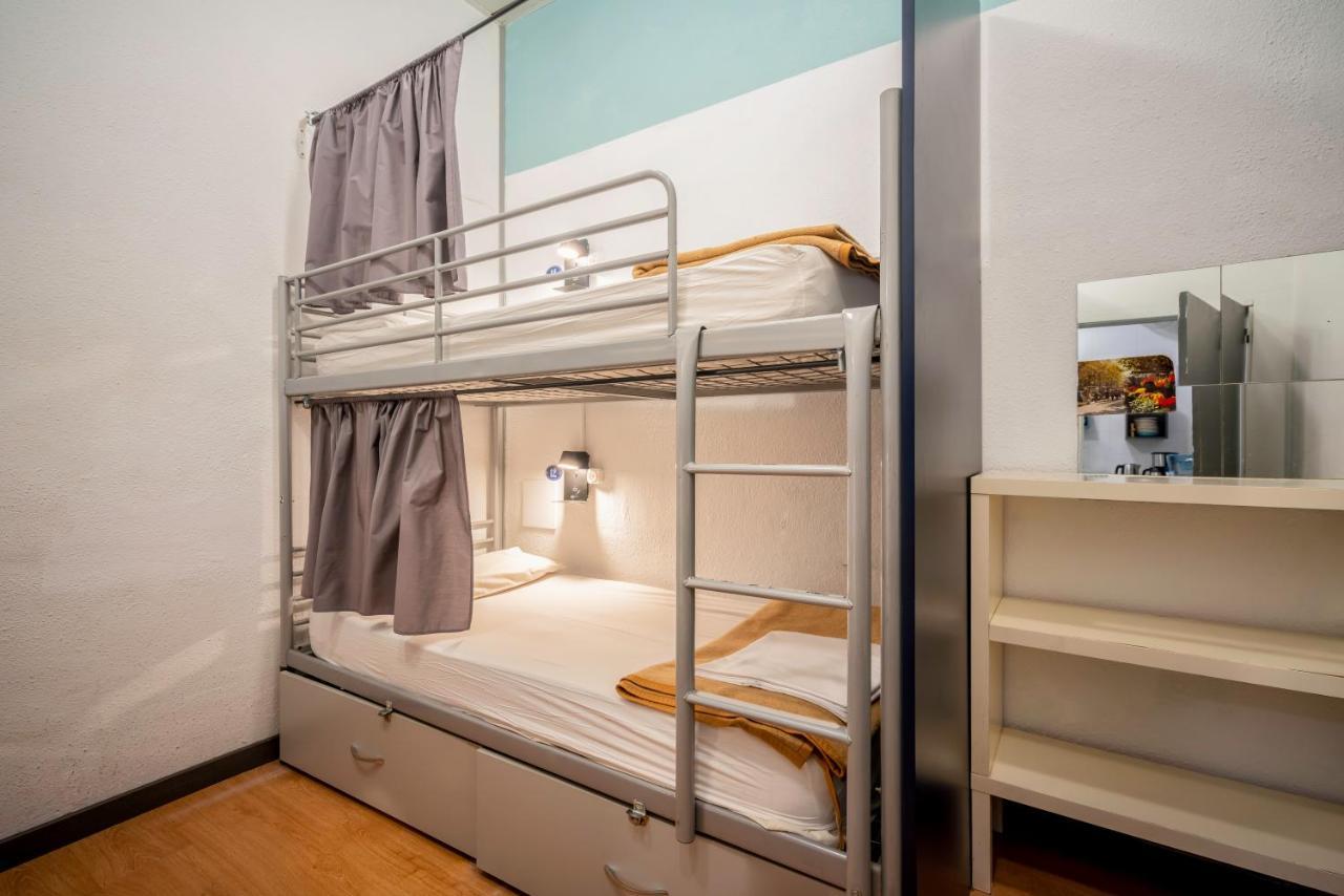 Casa Barcelo Hostel Barselona Dış mekan fotoğraf