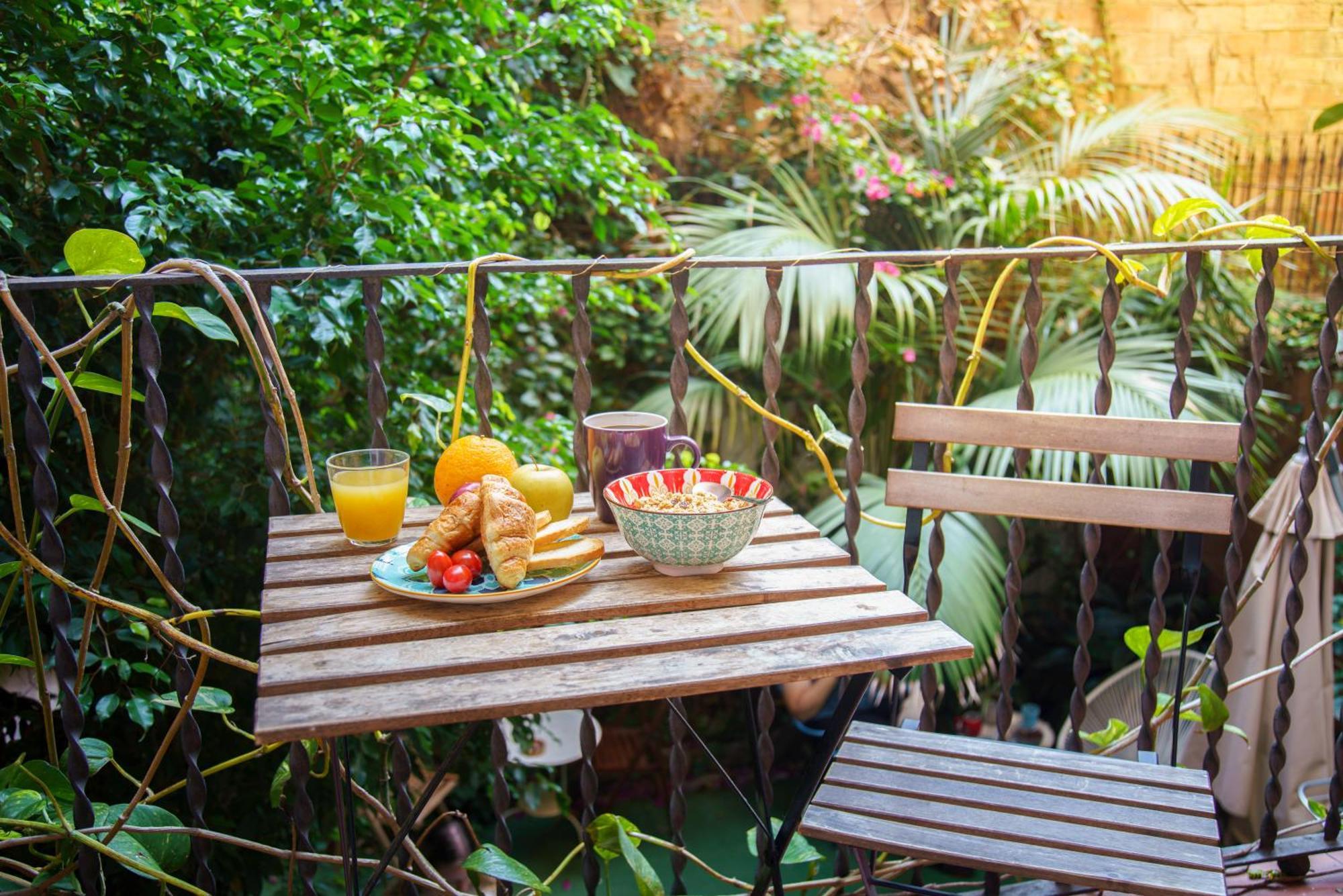 Casa Barcelo Hostel Barselona Dış mekan fotoğraf